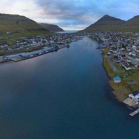 Panorama Boathouse Villa Klaksvik Exterior photo